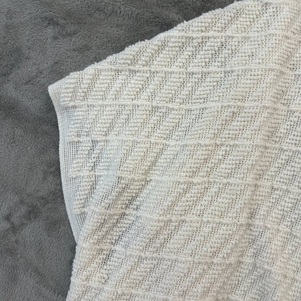Angie Poncho Fringe Shawl Cardigan Sweater One Size OS Cream White - Picture 2 of 4